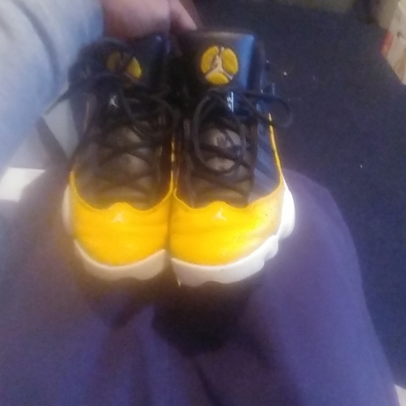 J's - Picture 2 of 3